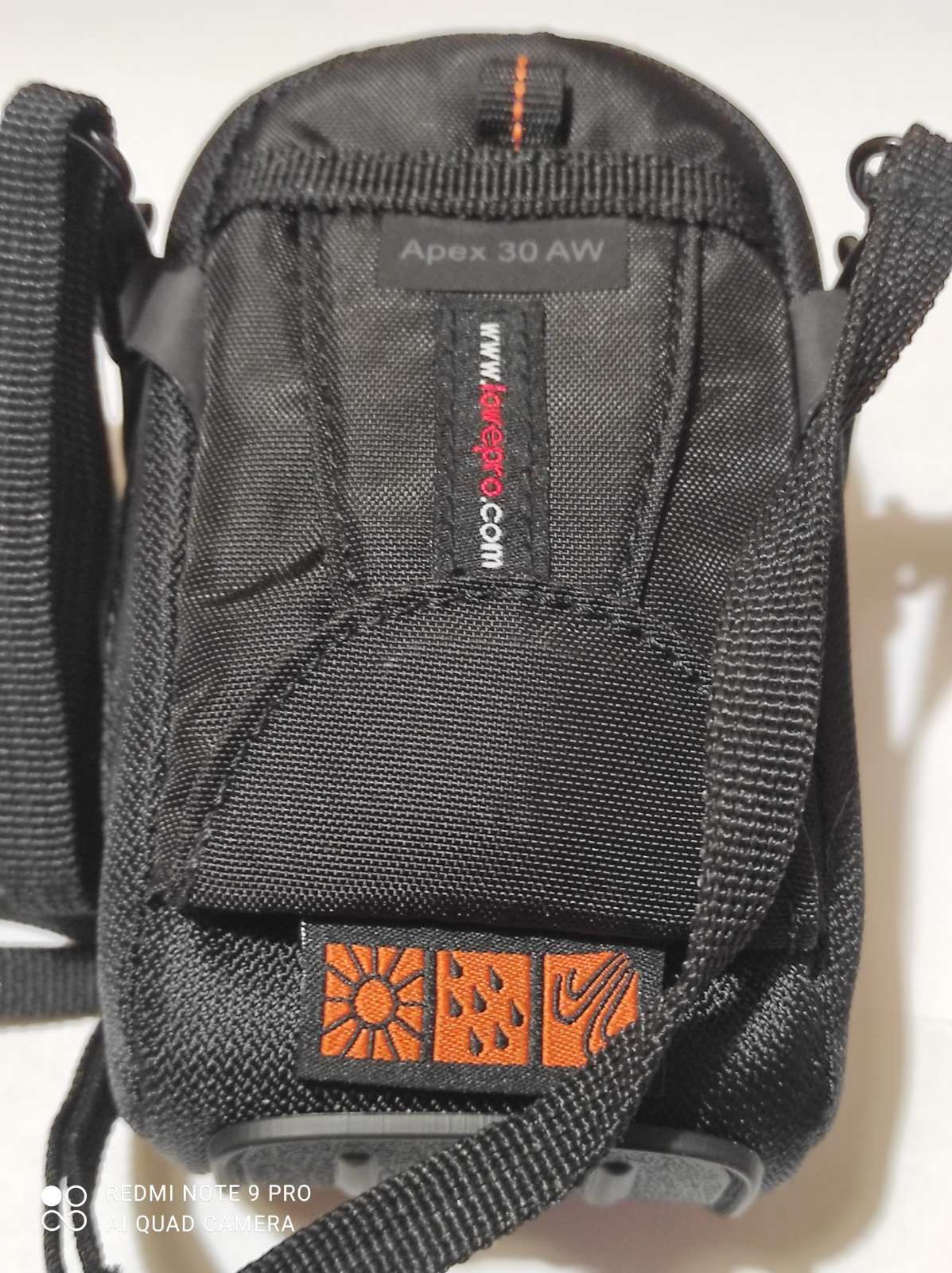 Продам Lowepro Apex 30 AW