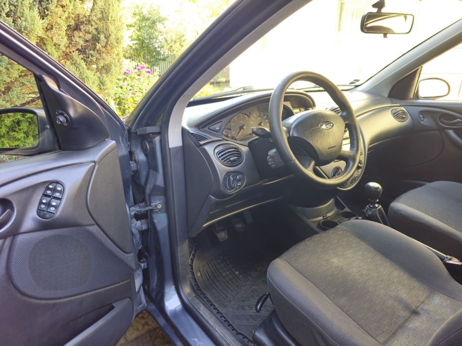 Ford Focus 1.8 tddi 2003 рік