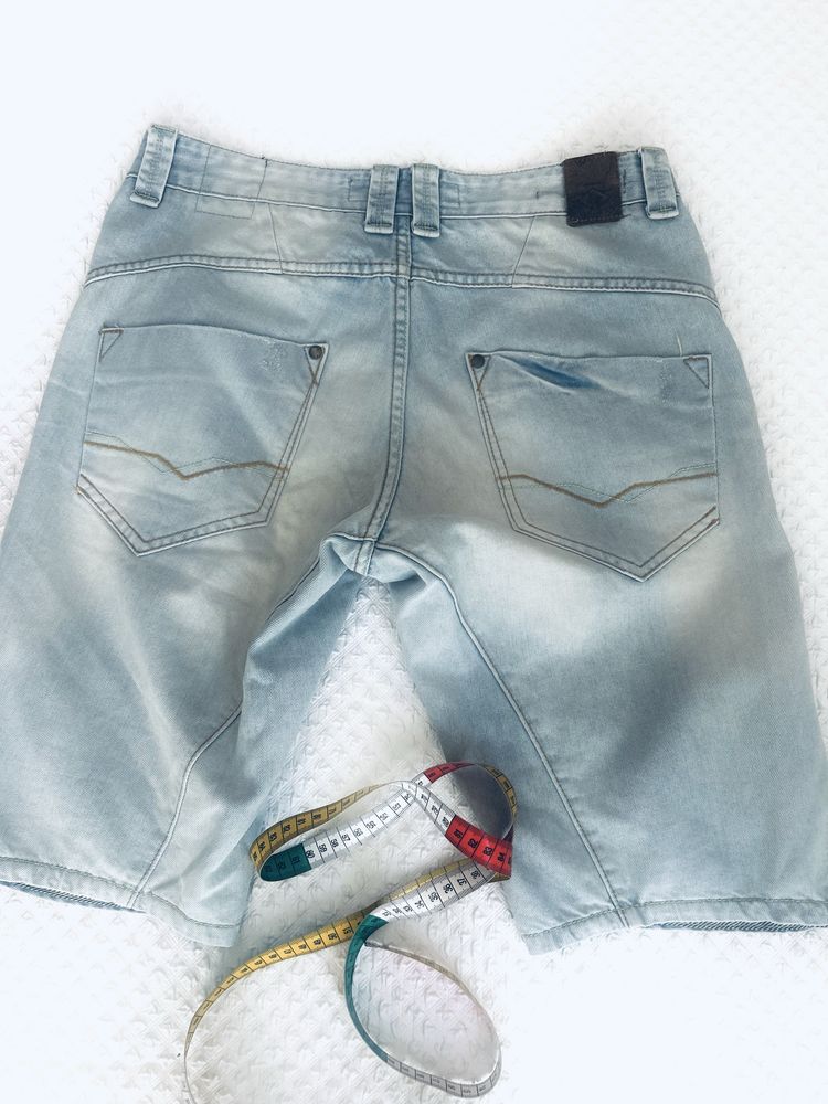 Diverse spodenki jasny jeans szorty niebieskie