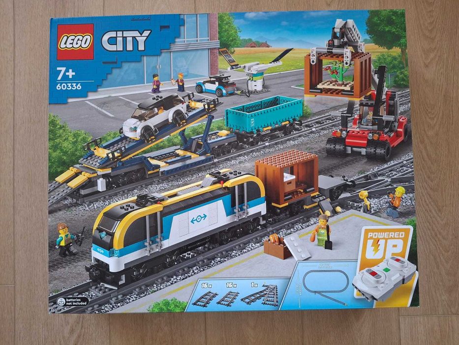 LEGO City 60336 - Pociąg Towarowy