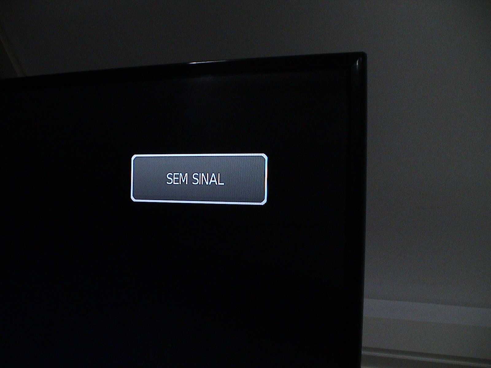 TV  STRONG LED TDT hd 32 polegadas lnb satelite hdmi impecável
