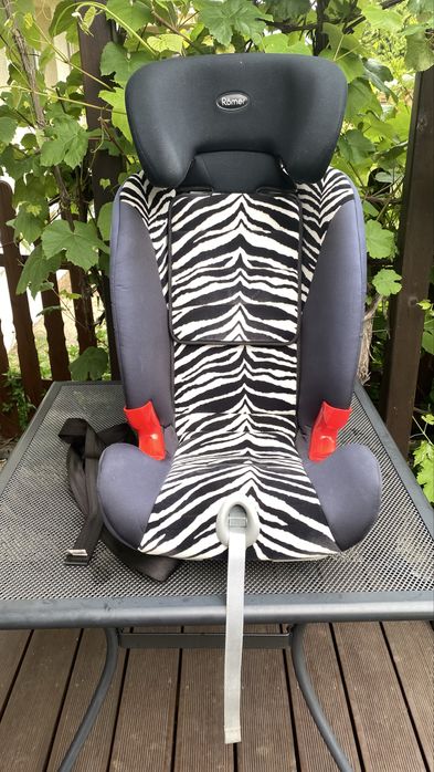 Britax Advantafix Zebra