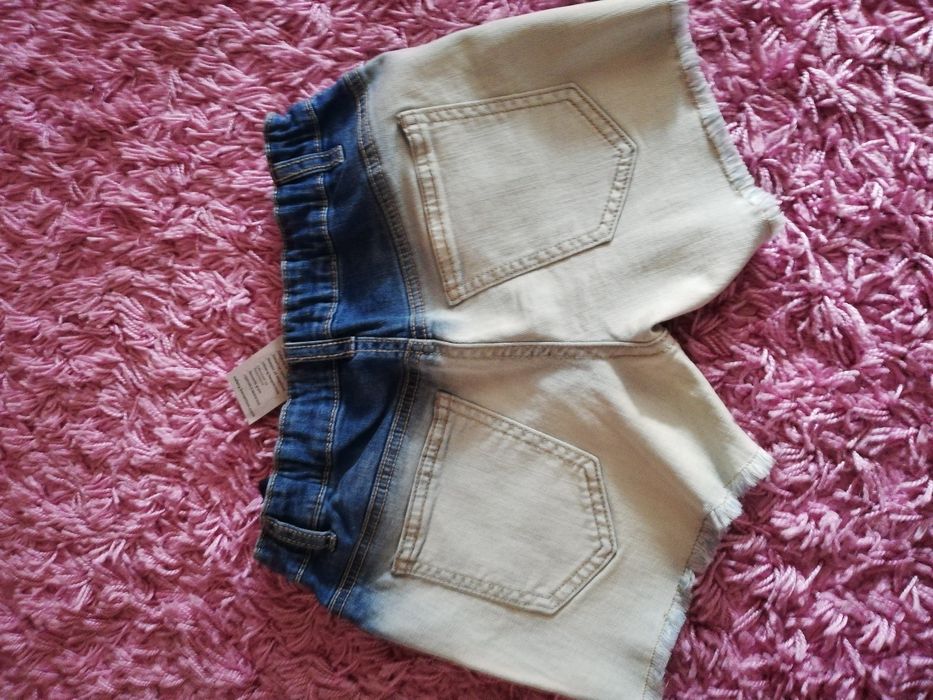 Шорти Benetton для дівчинки