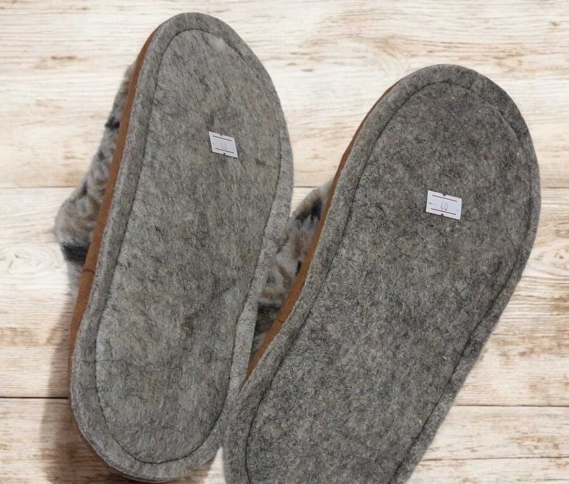 Тапочки з овчини 36-46 / Гурт і розд домашнє взуття тапки,  всувки