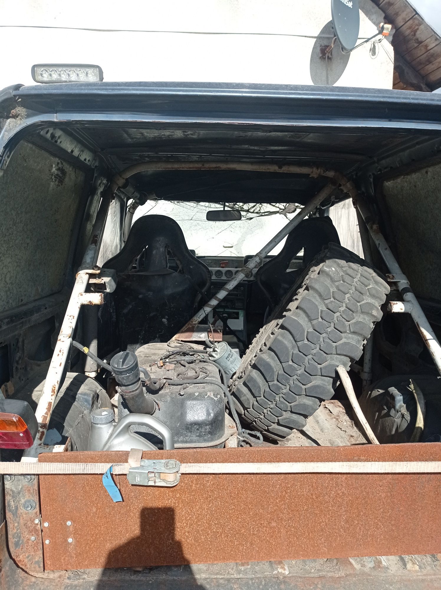 Zmota, Mitsubishi Pajero 3.0 benzyna