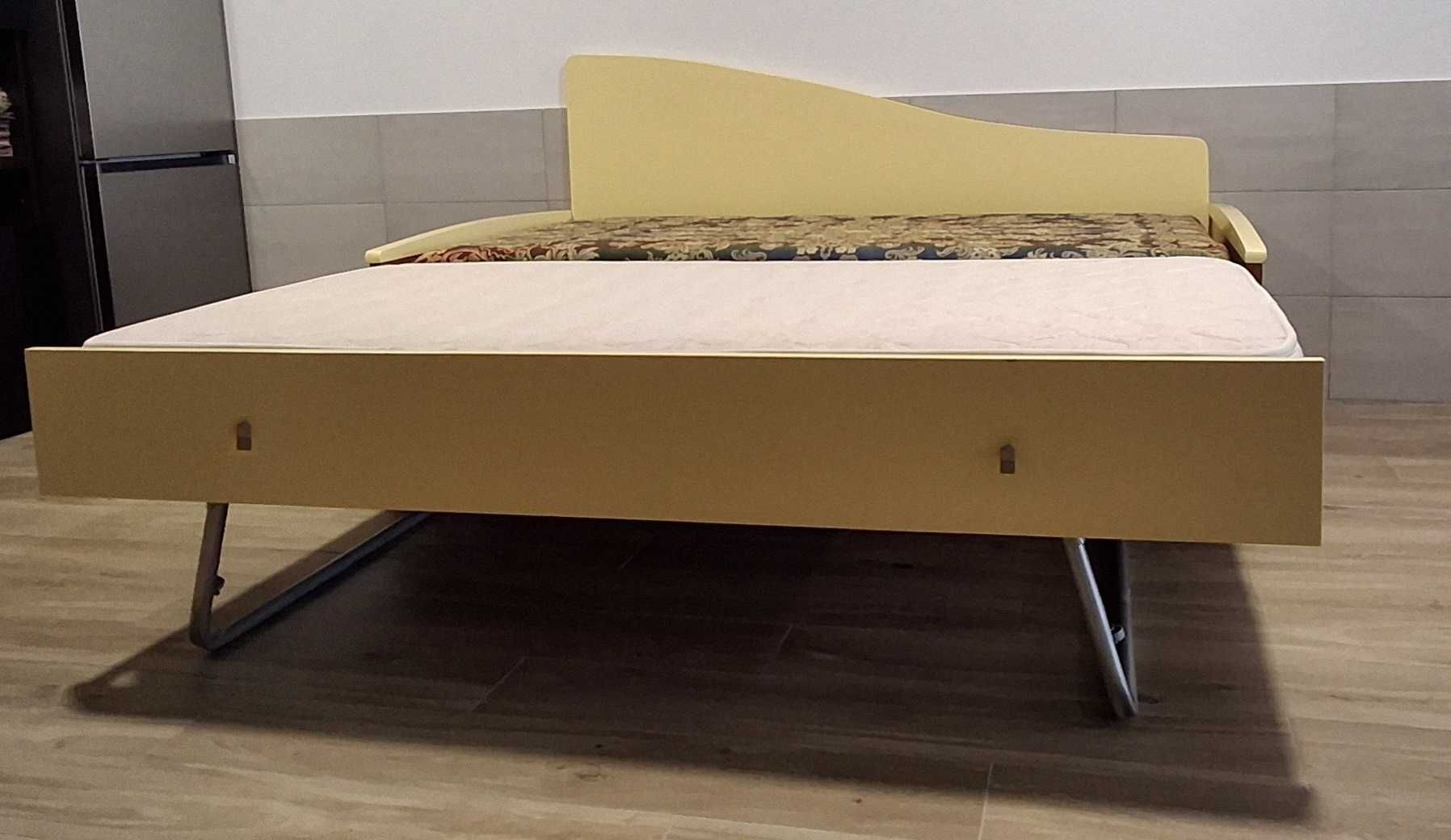 Sofá cama com gavetão