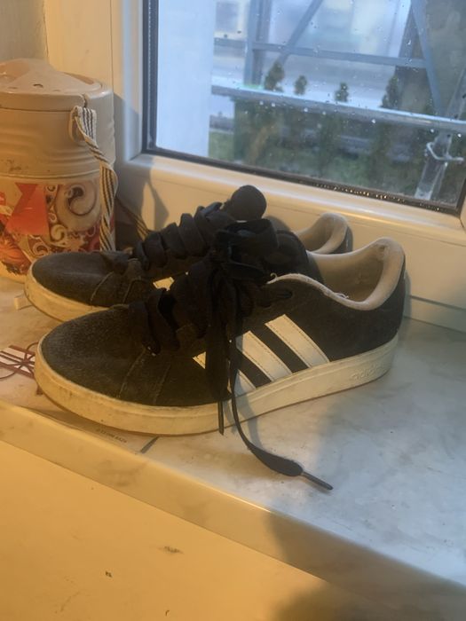 Sprzedam meskie buty sportowe