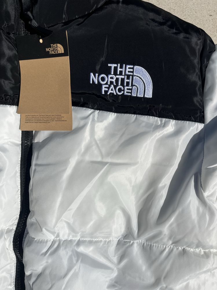 Título: The North Face Puffer Jacket