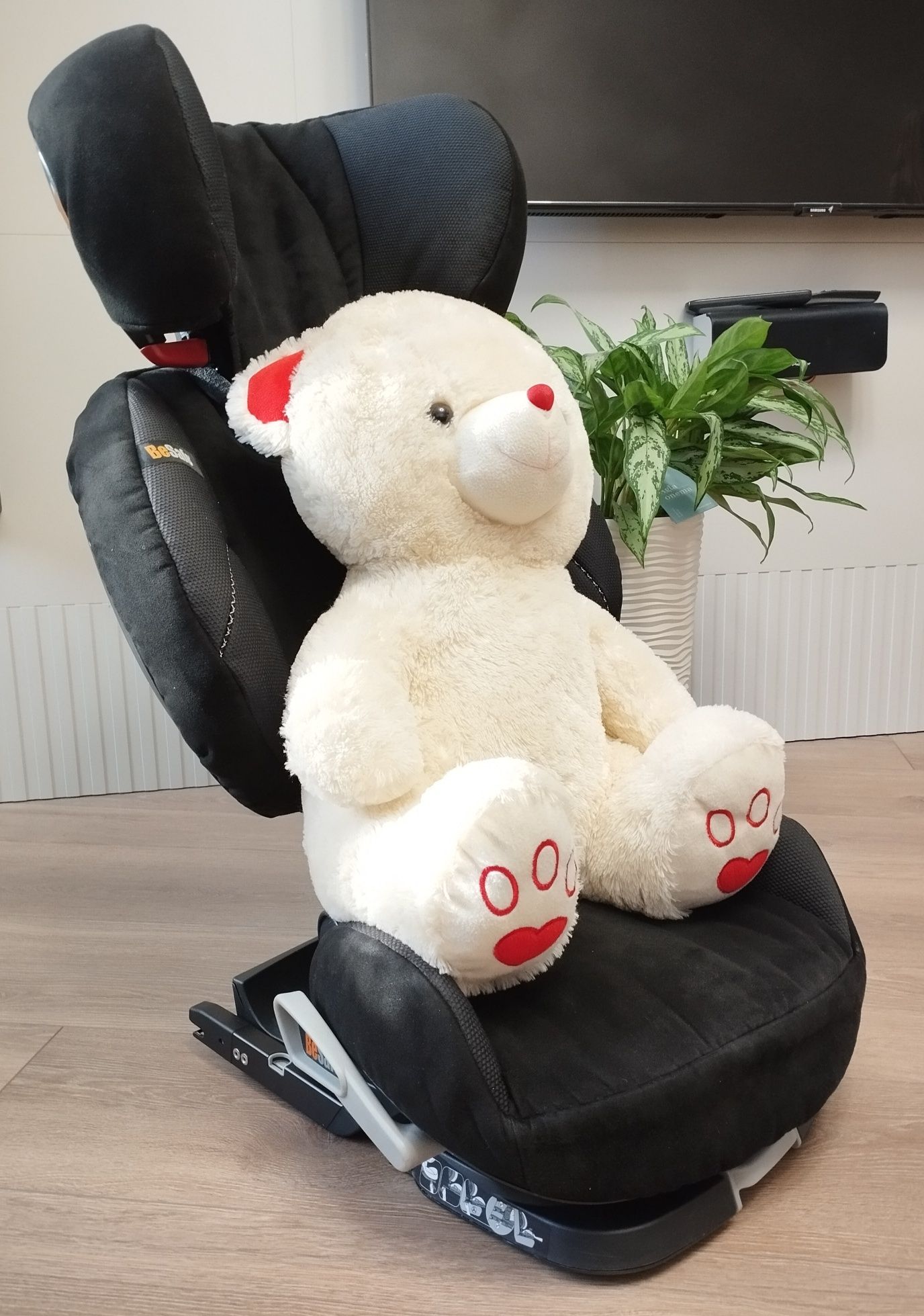 Автокресло BeSafe iZi Up X3 Fix (3-12 лет, 15 -36 кг)
Подходит для дет