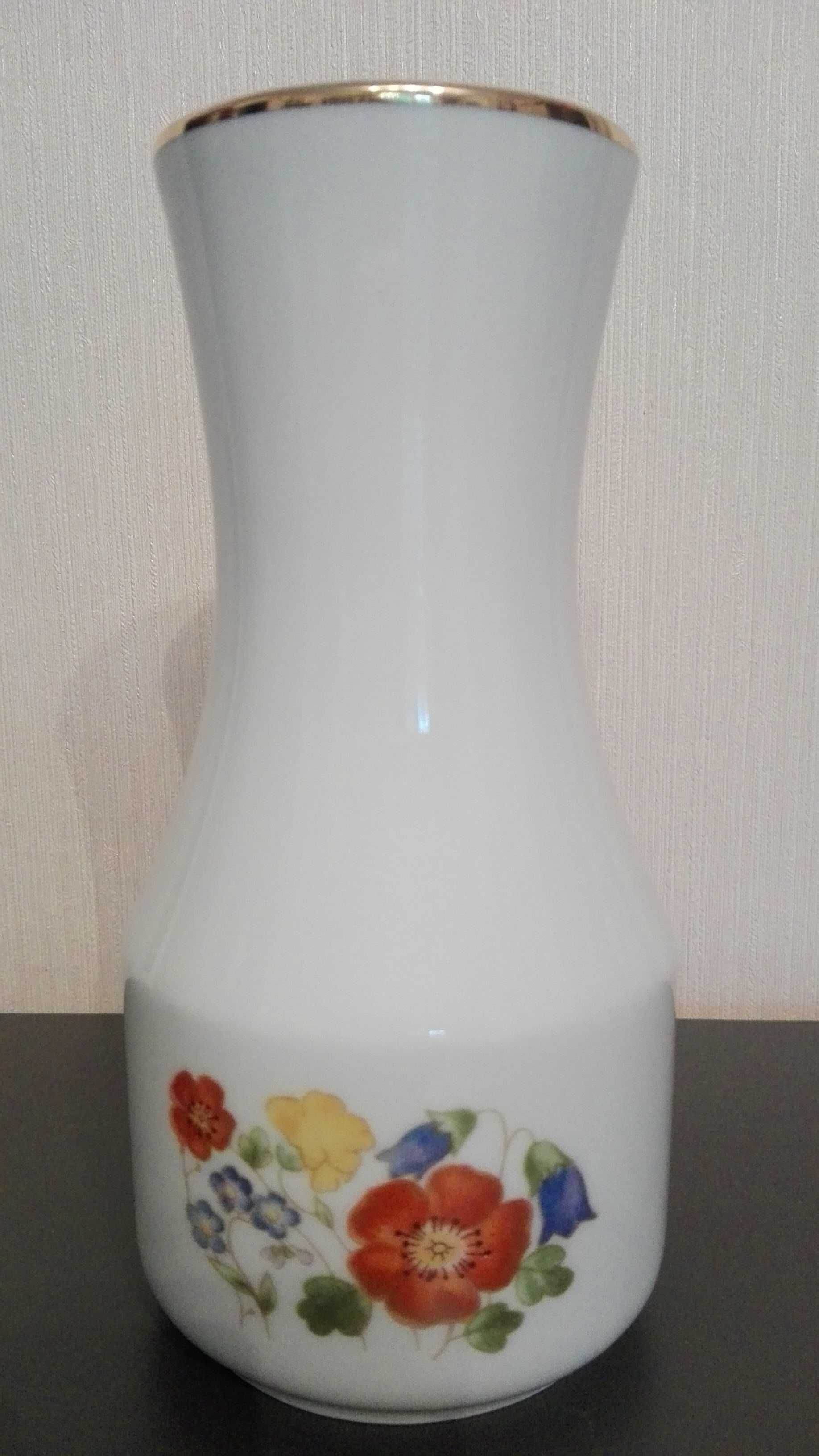 Wazon, porcelana Wawel