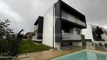 Moradia T4 Nova em Guimarães