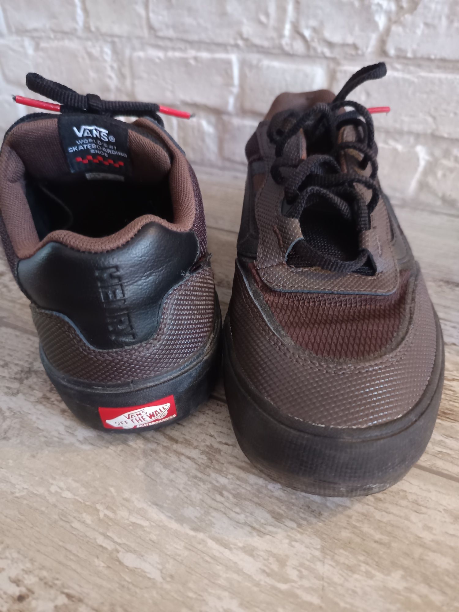 Sapatilhas Vans castanho