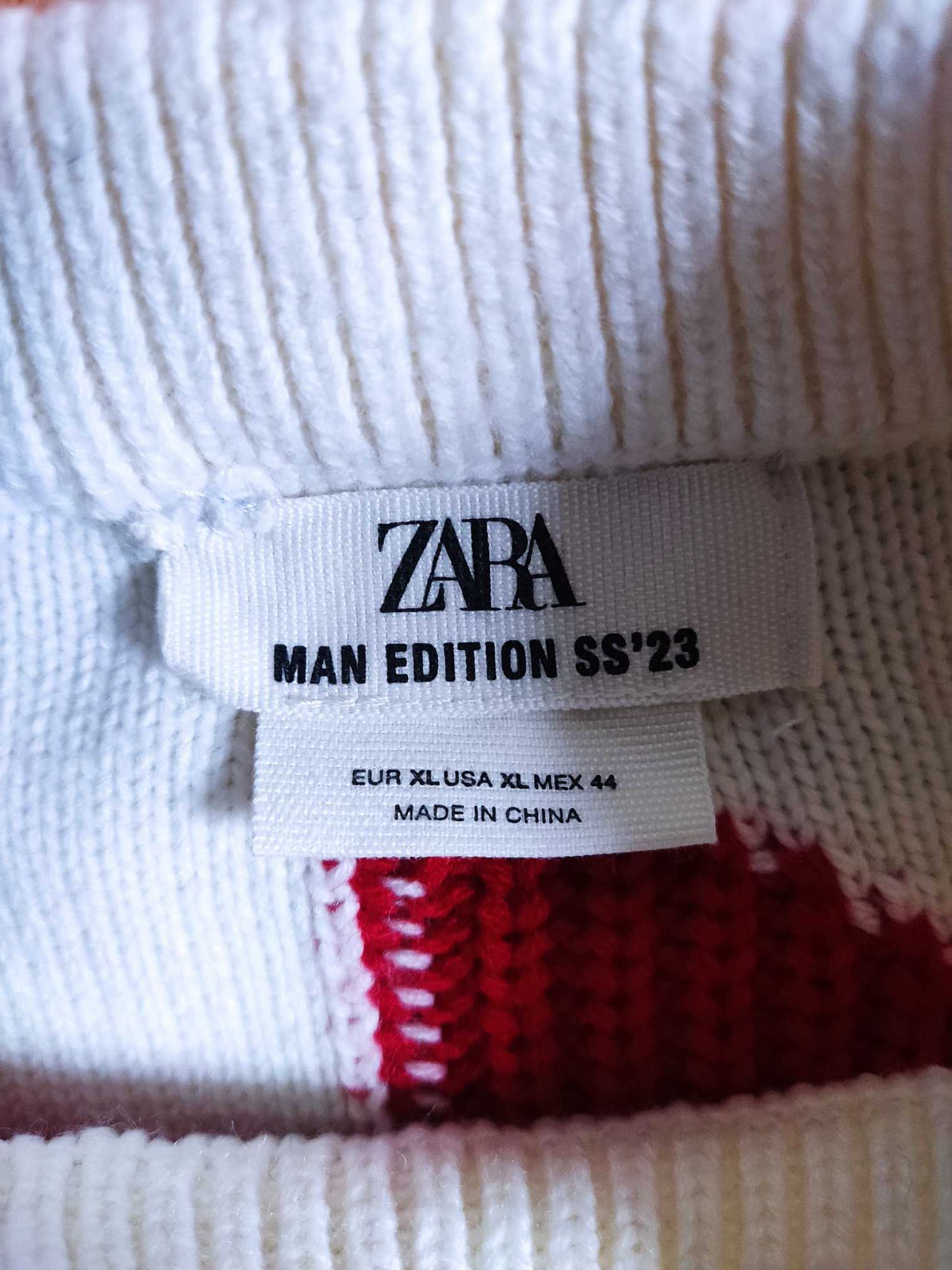 Męski kolorowy sweter trójkąty ZARA