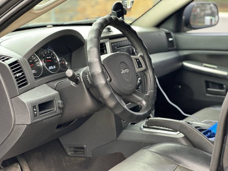 Продам джип гранд чероки