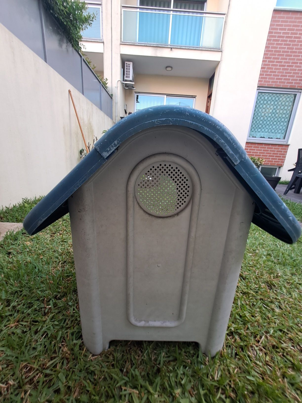 Casota Média Pouco usada