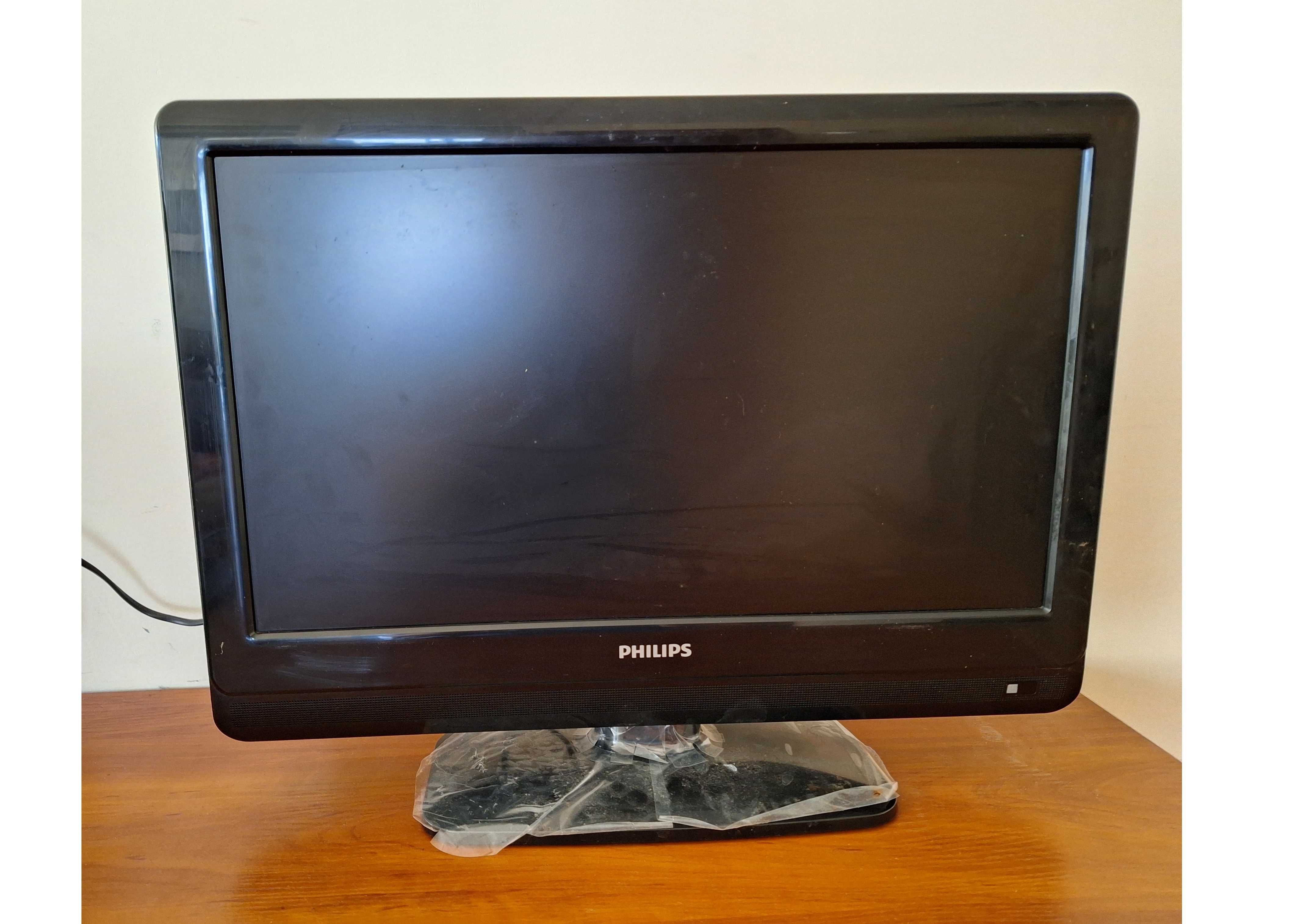 Монитор-телевизор Philips 22PFL3404/12 HDMI, VGA,тюльпаны вх-вых,тюнер