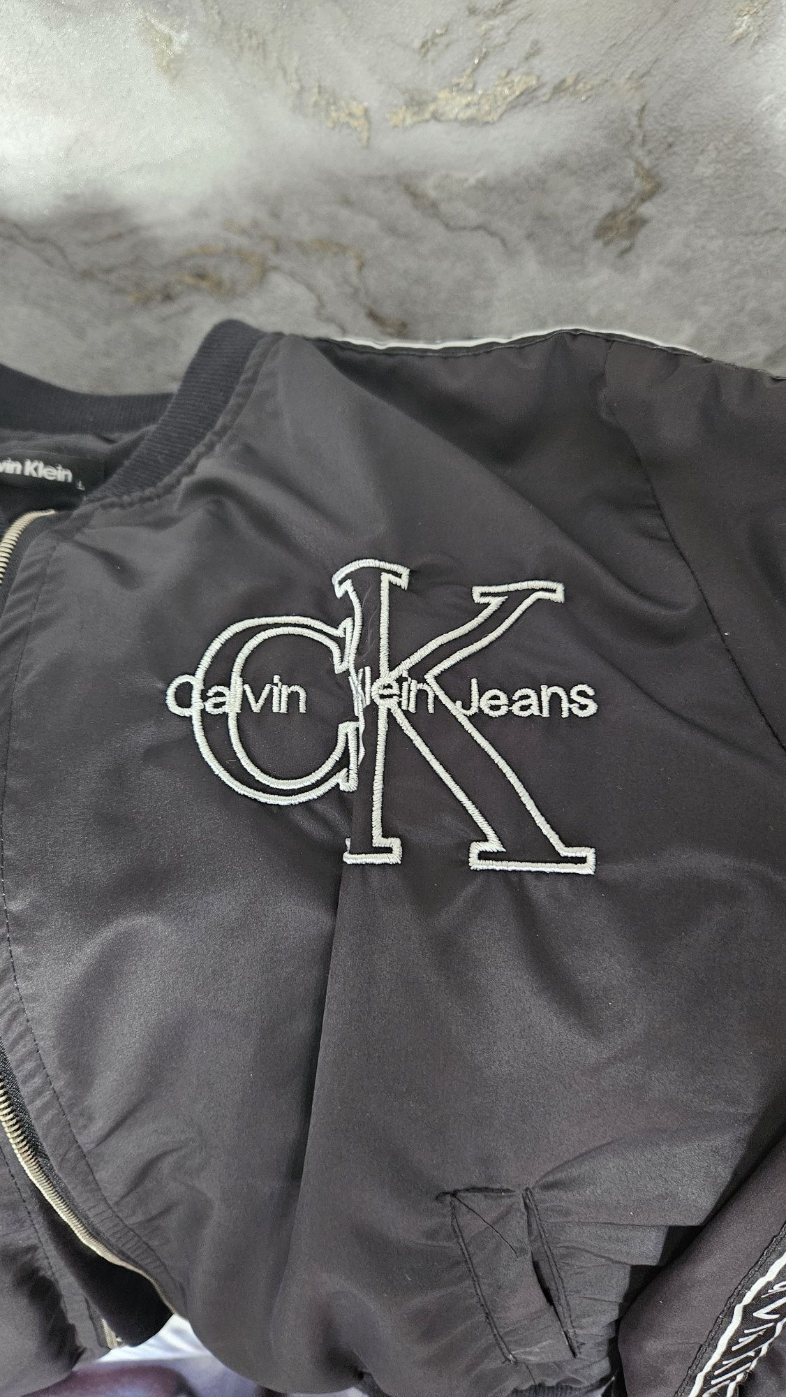 Kurtka bomberka wiatrówka Calvin Klein Jeans