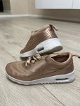 Фірмові кросівки Nike