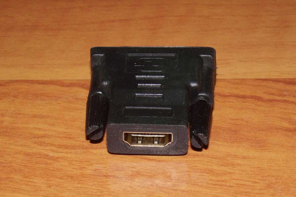 Adapter / przejściówka karty graficznej DVI-D -> HDMI