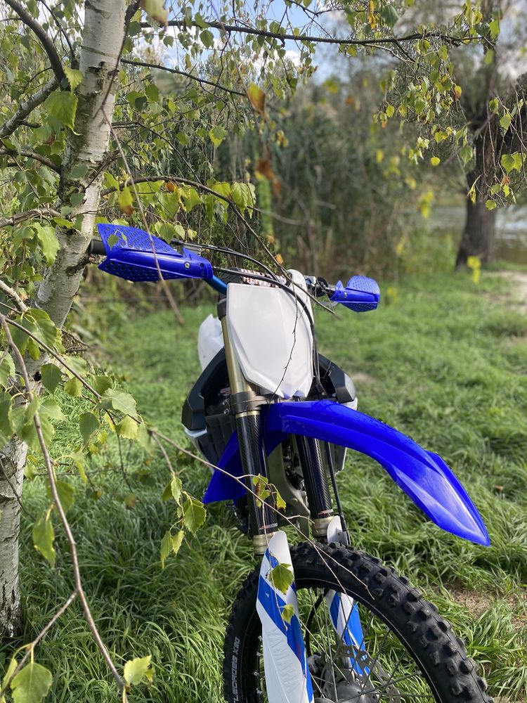 Yamaha yz250f (2015)