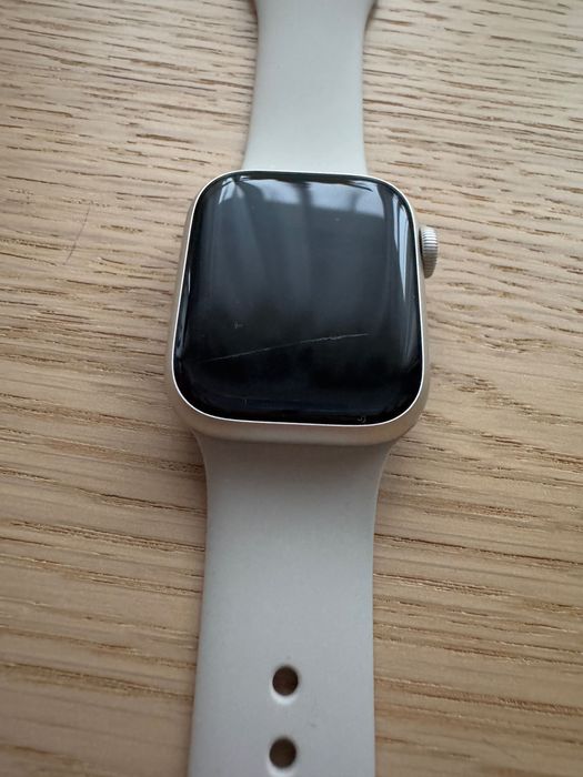 Apple Watch Series 8 - 41 mm, GPS, kolor księżycowa poświata