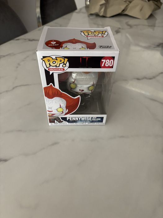 Funko Pop! Movies – Pennywise with Balloon (#780)