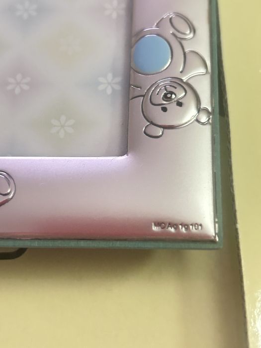 Moldura de Criança para Móvel