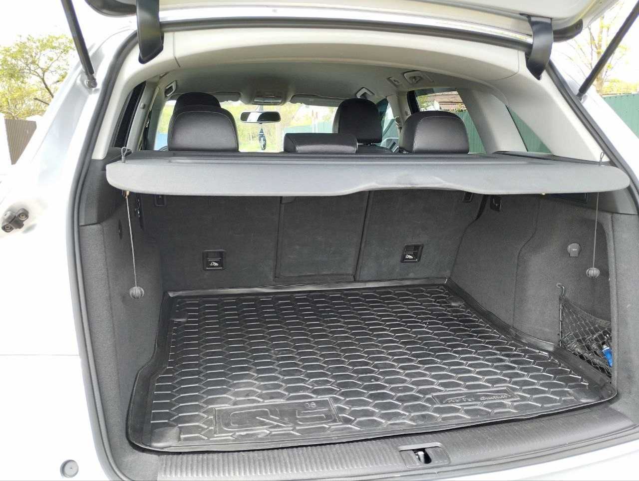 Продаю Audi Q5, 2012