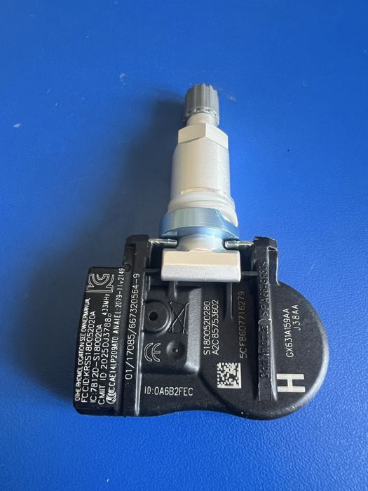 Комплект 4шт Yaguar i-Pace Датчик тиску 433Mhz GX631A159AA J38AA