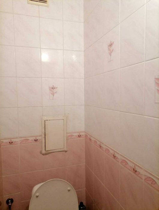 Здам ліжко -місце для проживання дівчини.Василя Червонія.