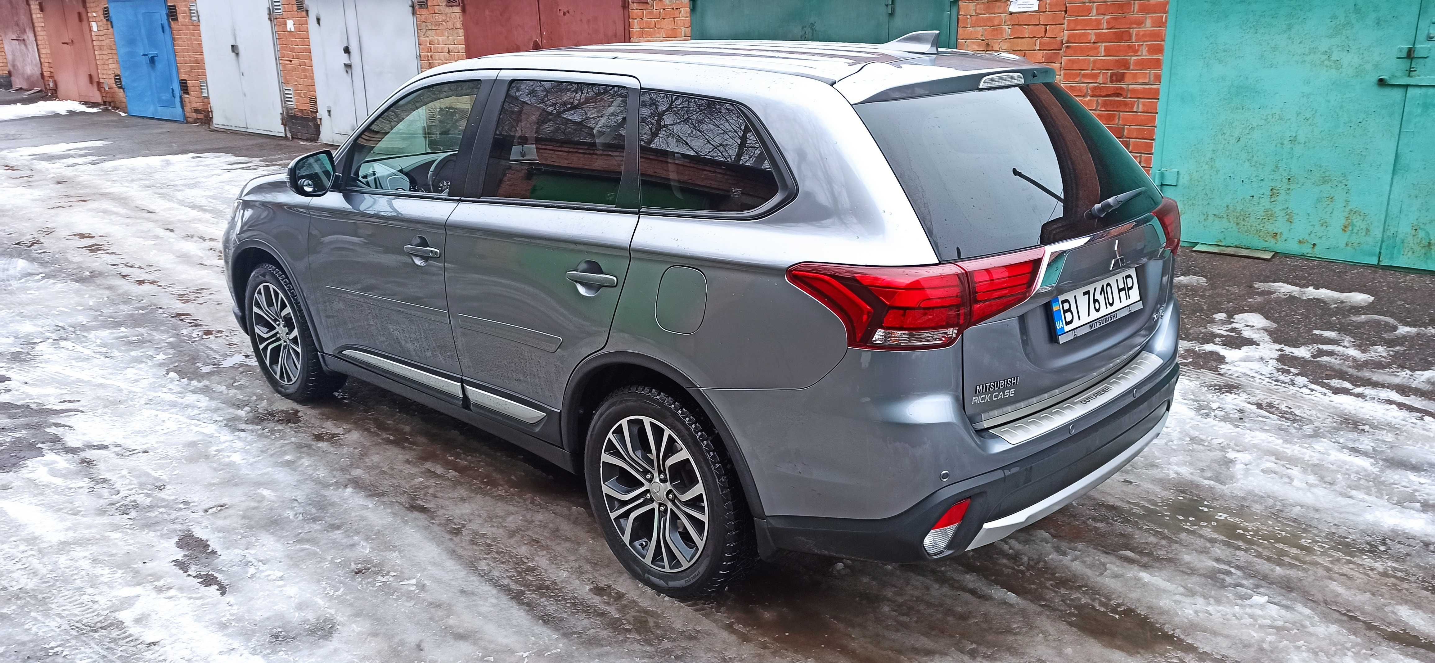 Mitsubishi outlander