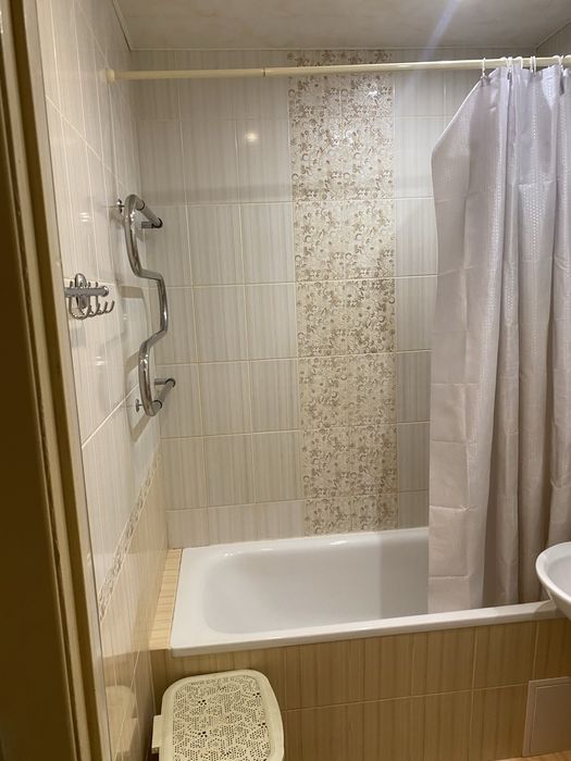 Продается однокомнатная квартира на Павловом поле.