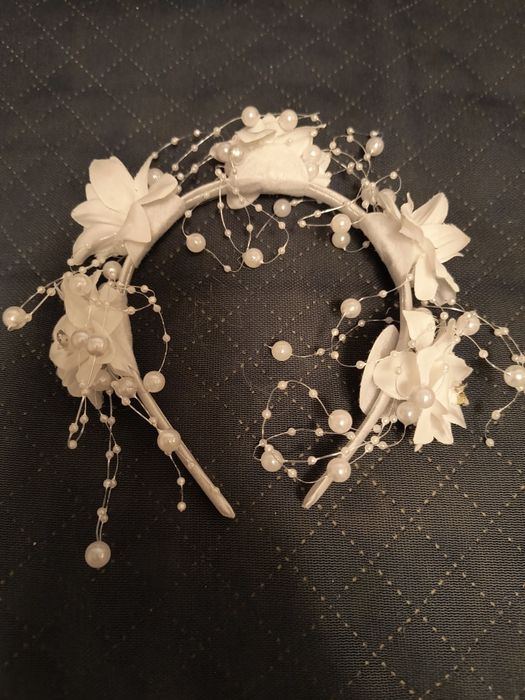 Opaska -kwiaty i perły