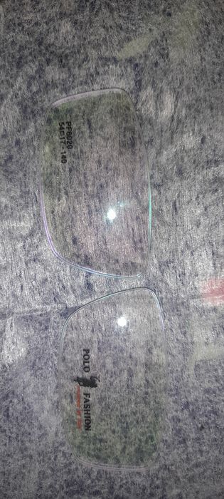 Лінзи для окулярів.