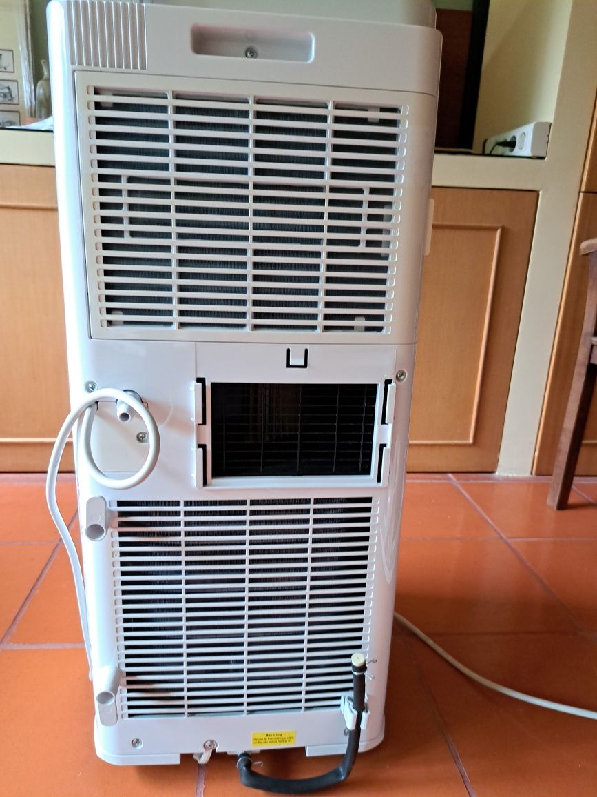 Ar Condicionado DAITSU APD-12HK