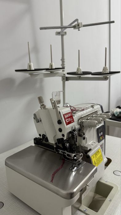 Оверлок високошвидкісний 4-нитковий Baoyu GT-700D-4