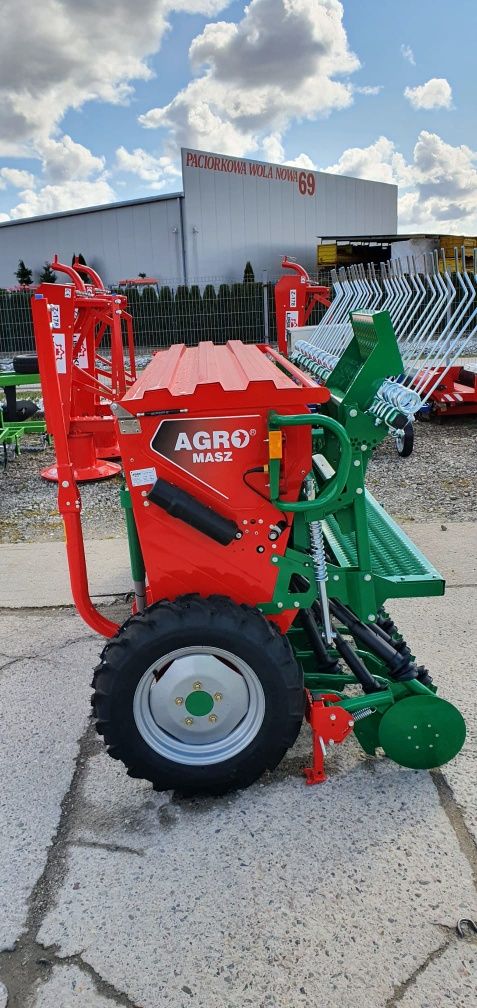 Siewnik zbożowy SR250, SR270  AGROMASZ,  nowy