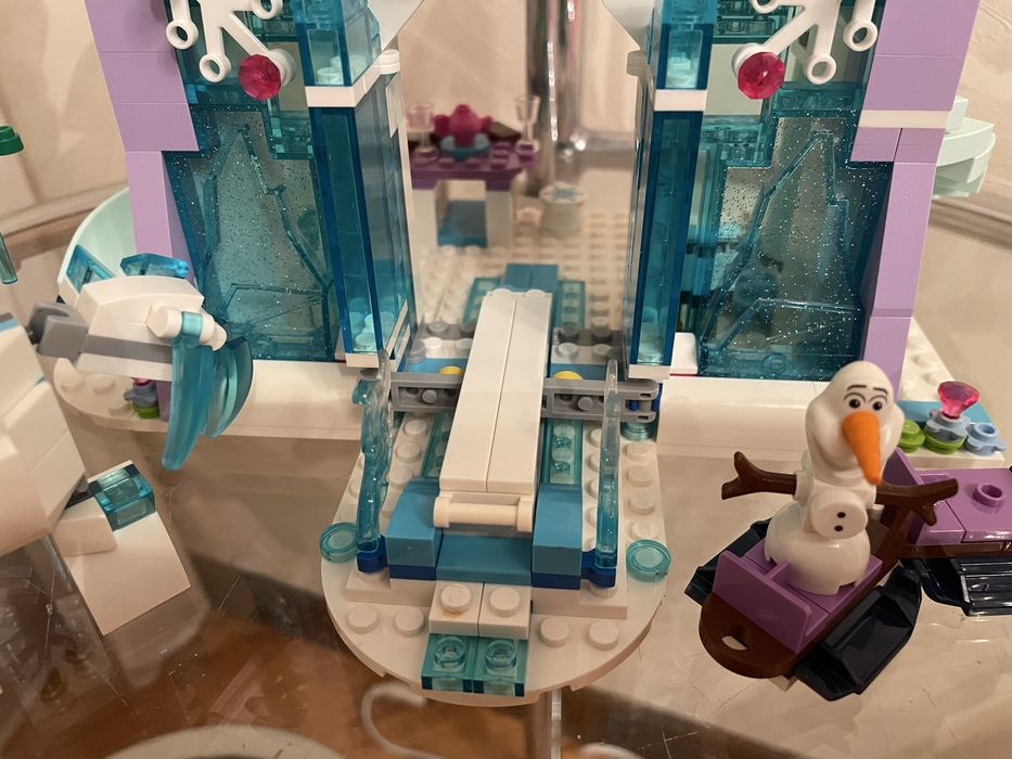 Оригінальне Lego Disney Princess 41148 Elsa's Magical Ice Palace