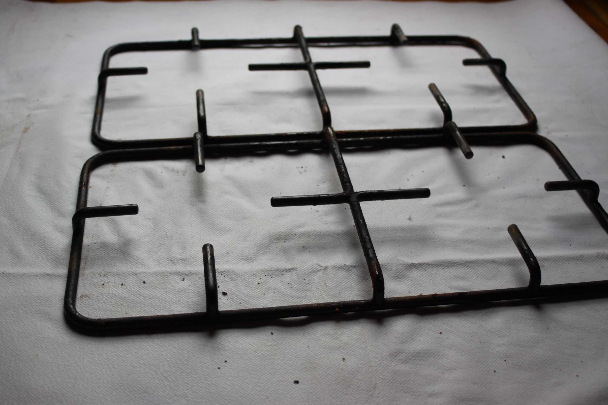 Ruszt stalowy do kuchenki płyty gazowej 45 x 23 - dwie sztuki komplet.