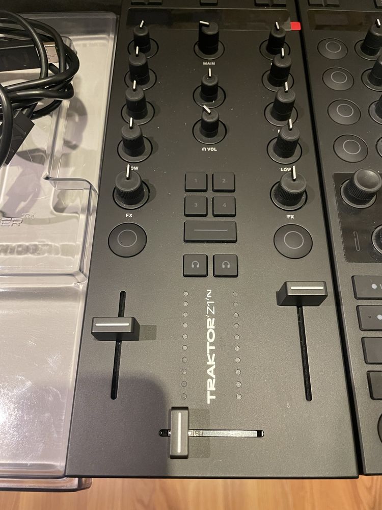 Native Instruments Traktor Kontrol Z1 X1 MK3