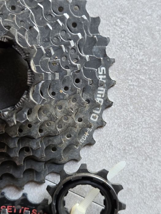 Kasety 8rz. Shimano CS-HG30/31 super stan