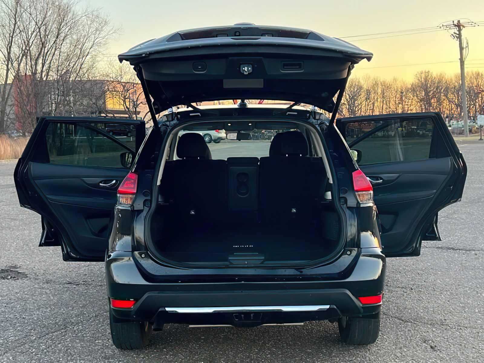 2018 Nissan Rogue SV