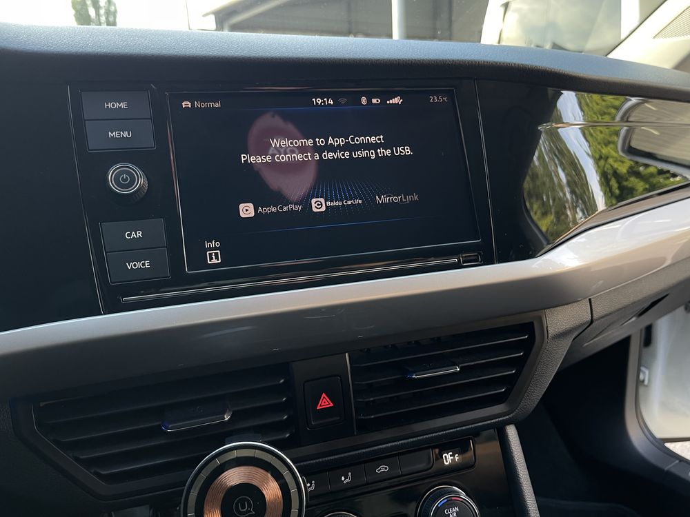 Volkswagen E-Bora 2020 40kWh