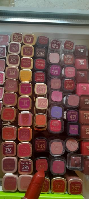 Губные помады. L'оreal