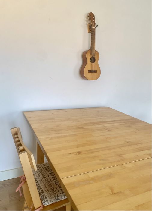 Mesa madeira maciça Ikea