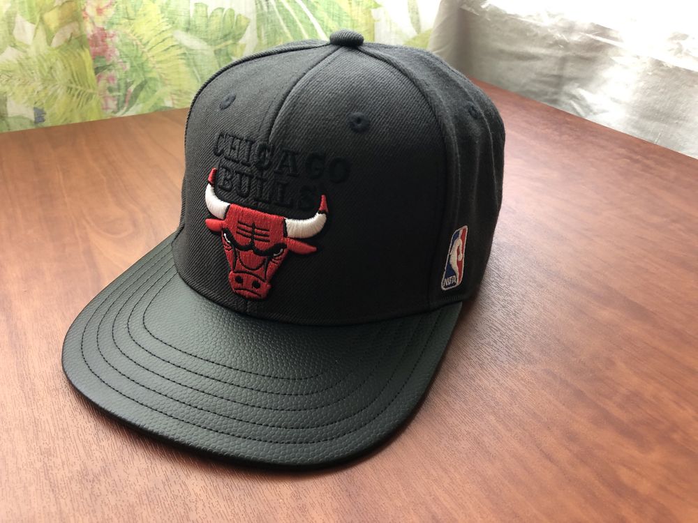 Кепка adidas chicago bulls