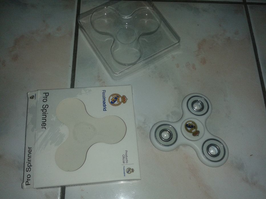 Nowy! Licencjonowany Fidget Spinner Real Madrid!