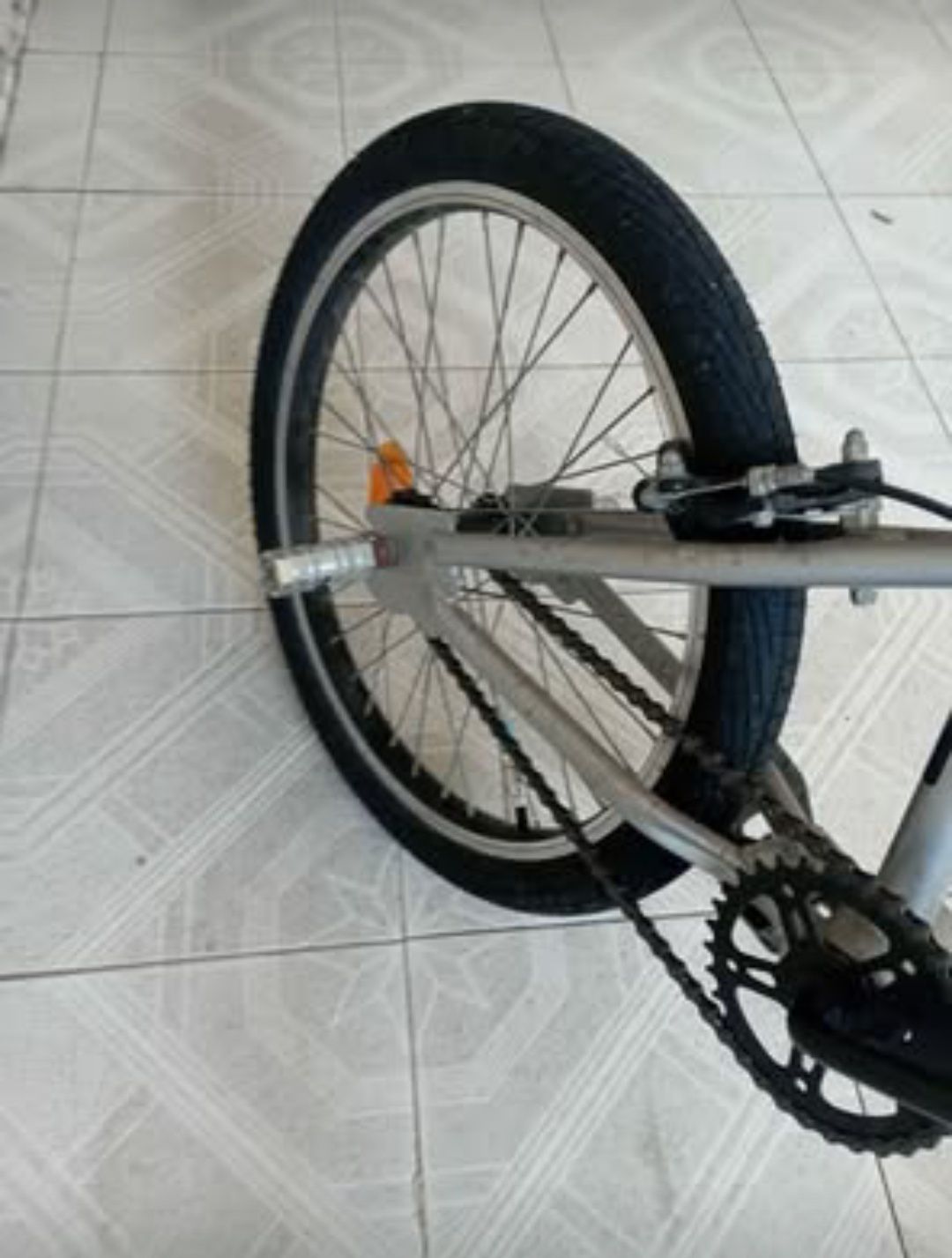 Bicicleta estilo bmx