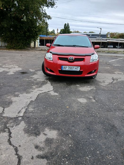 Toyota Auris 2008года