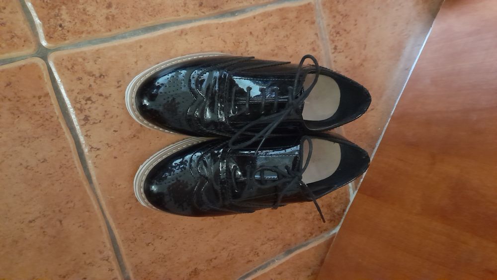 Oksfordki,półbuty,lakierki 39 Anna Field